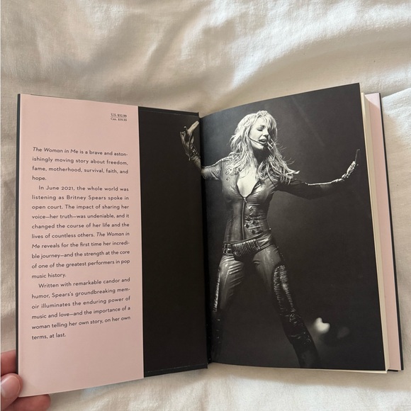 Britney Spears 'The Woman in Me' Hardcover Book - Black Cover - Picture 5 of 7